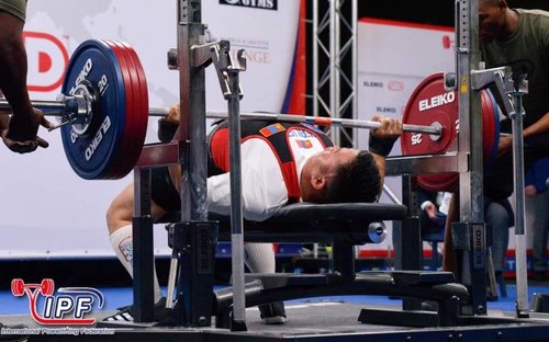 Г.Оргилболд дэлхийн хошой аварга боллоо